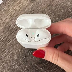 Like new AirPod gen 2